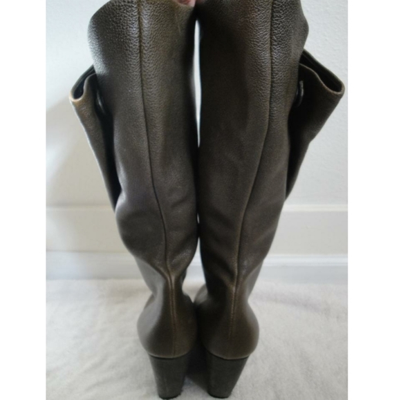 BALENCIAGA Limited Edition Platform Wedge Boots - Picture 3 of 14